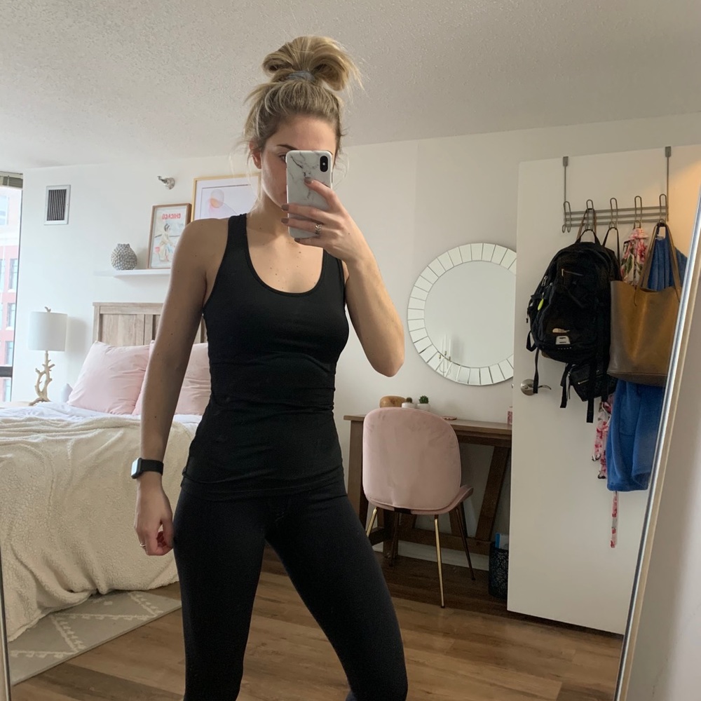 Set of 3 workout tank tops!